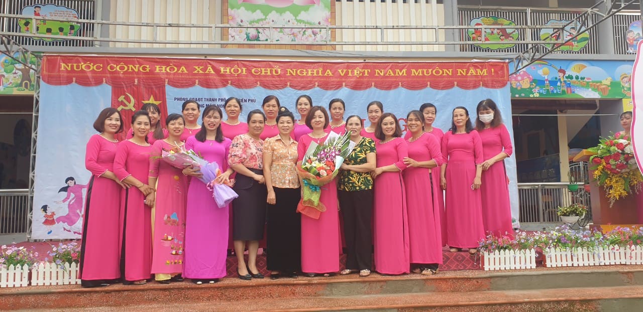 DAU-AN-NGAY-KHAI-TRUONG