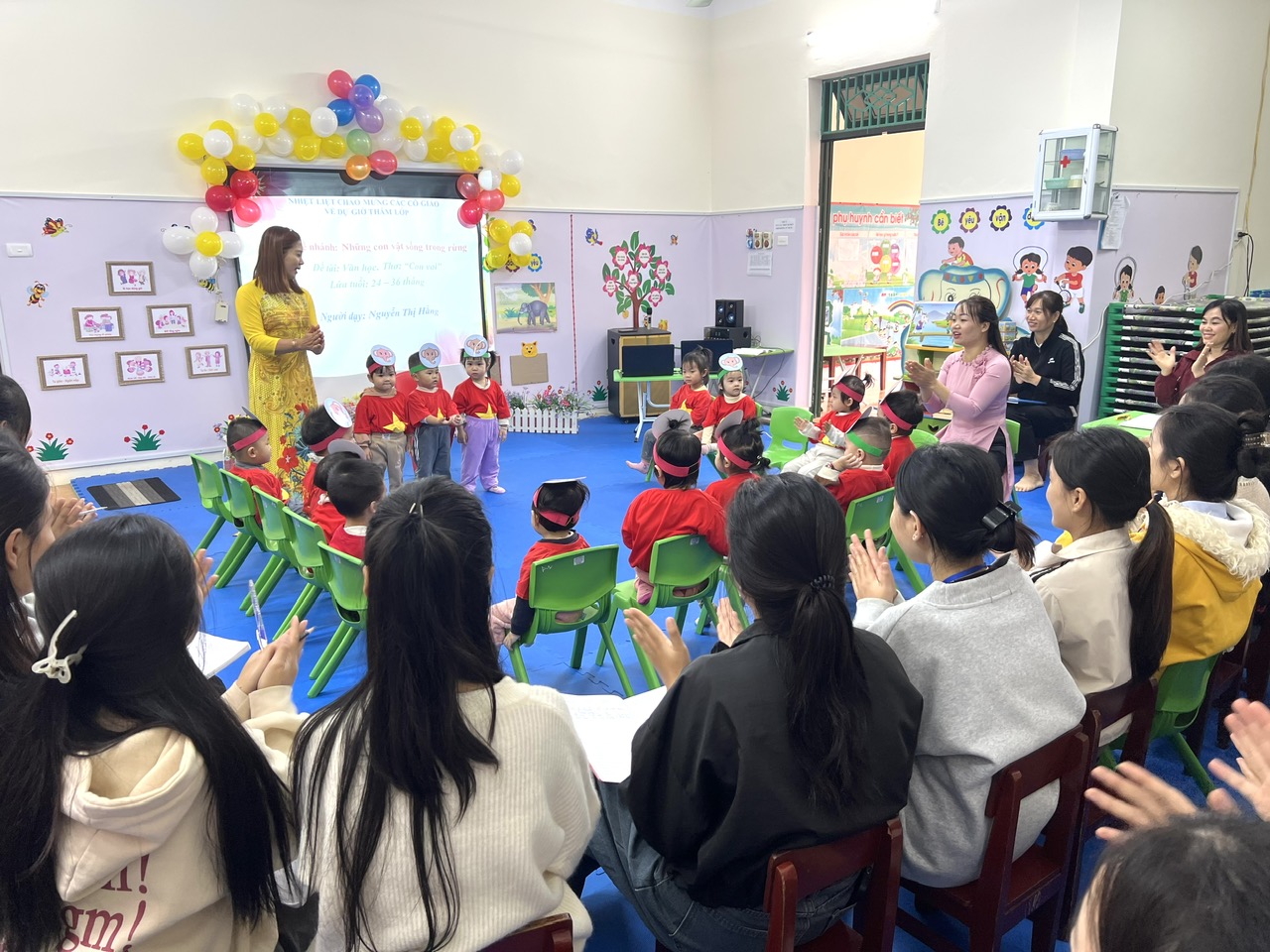 TRƯỜNG MẦM NON HOA MƠ TỔ CHỨC CÁC TIẾT DẠY MẪU CHO SINH VIÊN THỰC TẬP SƯ PHẠM TRƯỜNG CAO ĐẢNG SƯ PHẠM ĐIỆN BIÊN.